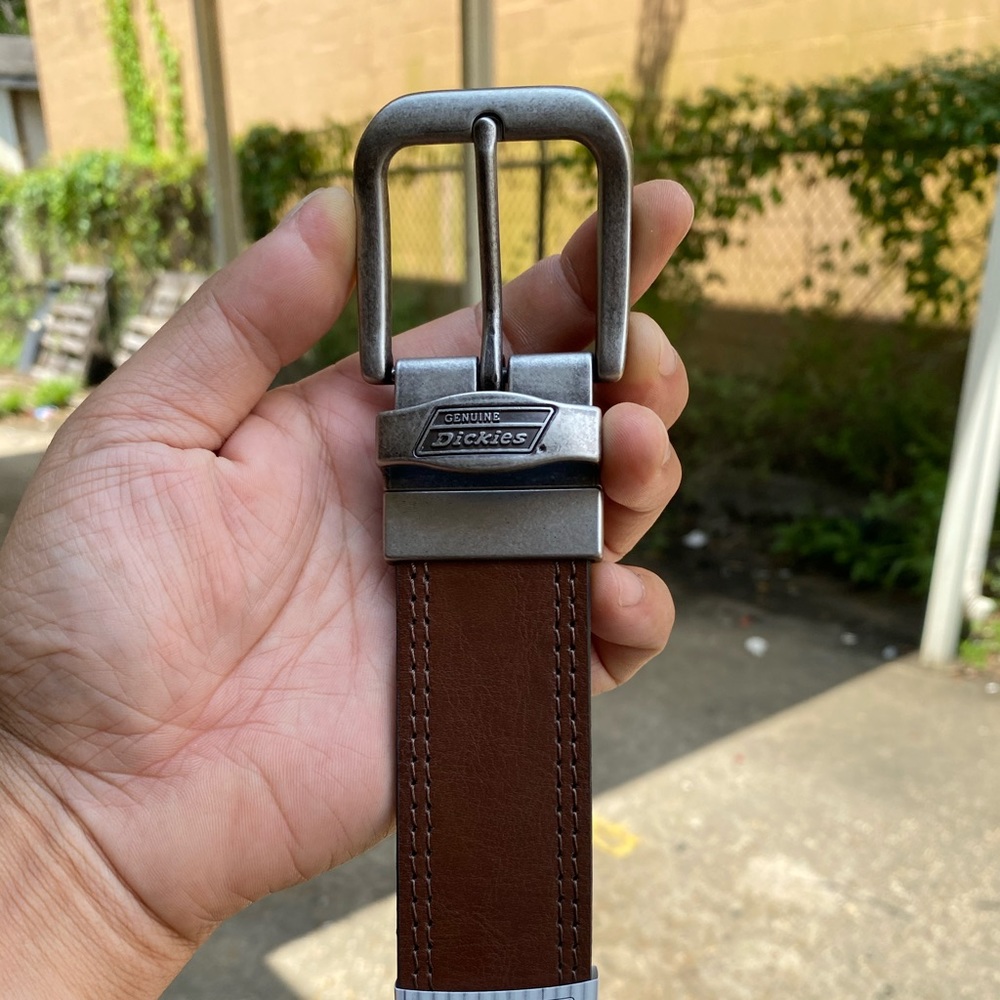 Dickies reversible men’s belt sz36